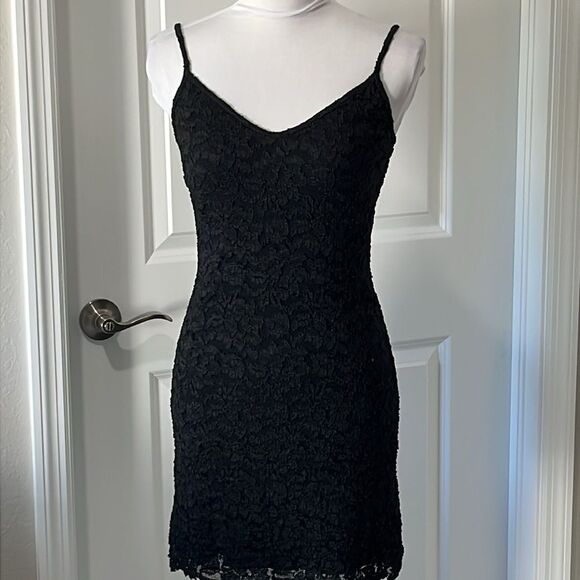 Tapemeasure Spaghetti Strap Elegant Black Lace Dress VTG Made in USA SZ M - Picture 2 of 9